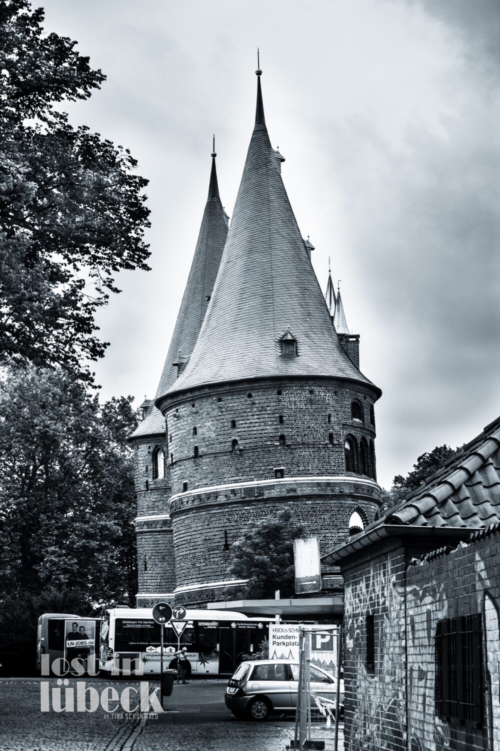 Wallstrasse Lübeck Blick aufs Holstentor andere Seite
