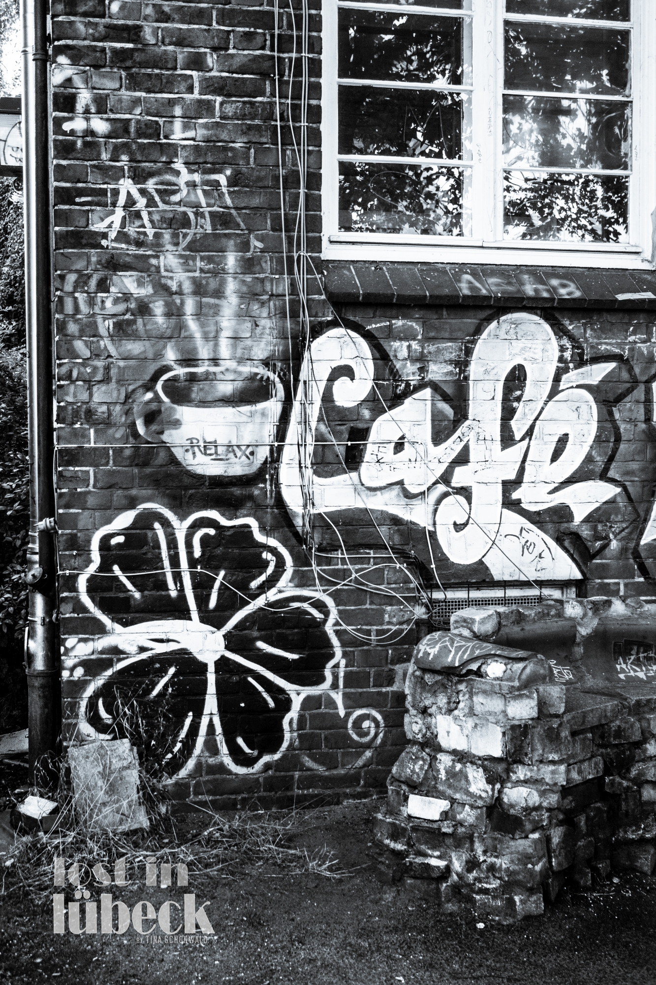 move on up 2014 tina schönwald lost in lübeck Willy Brandt Allee Lübeck Walli Graffiti Alternativzentrum, Lost in Lübeck