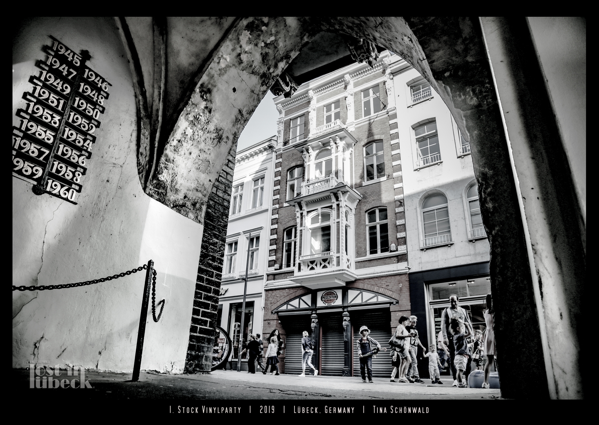 1. stock vinylparty lost in lübeck 2022 poster tina schönwald